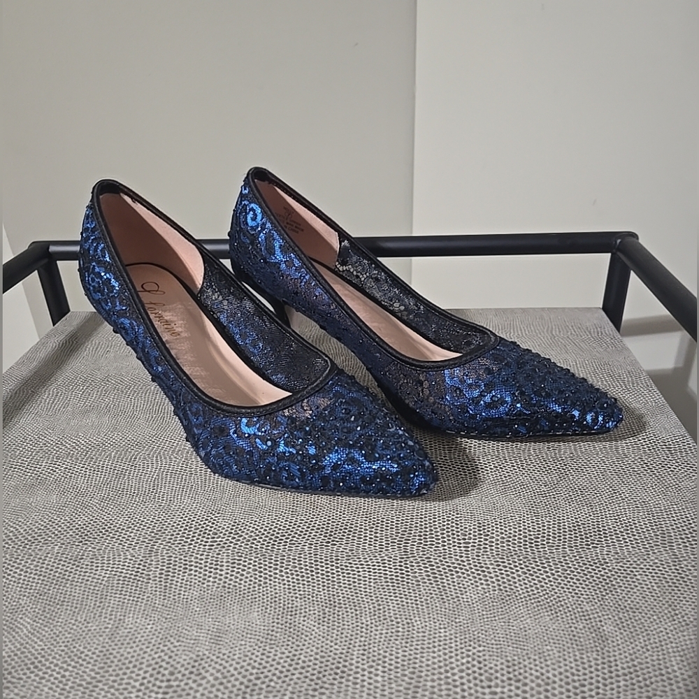 L Lorraine Navy And Black Sequin Lace Pointed-Toe Heels - Picture 2 of 13